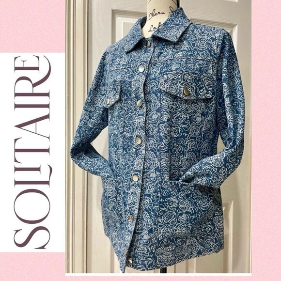 SOLITAIRE DENIM JACKET CRAFTED FLORAL PRINT 4 POCKETS SZ M VERSATILE AESTHETIC - Picture 1 of 14